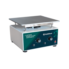 Agitador Magnético com Aquecimento | Plataforma 17X17 | 0 a 3000 RPM | 350W | SolidSteel SSAGa